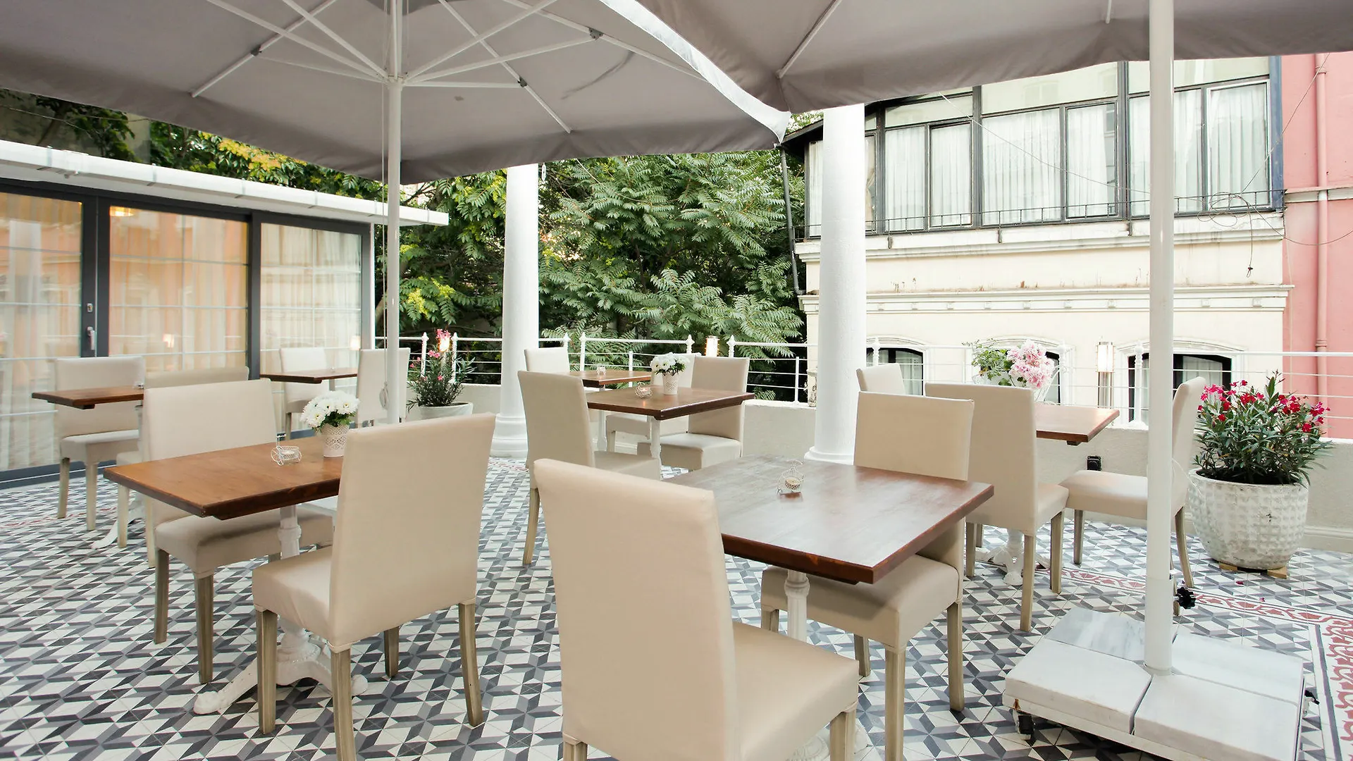 The Loft Istanbul Hotel 3*,